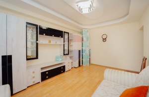 175.000 EUR