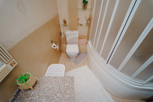 175.000 EUR