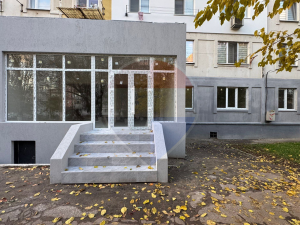 185.000 EUR
