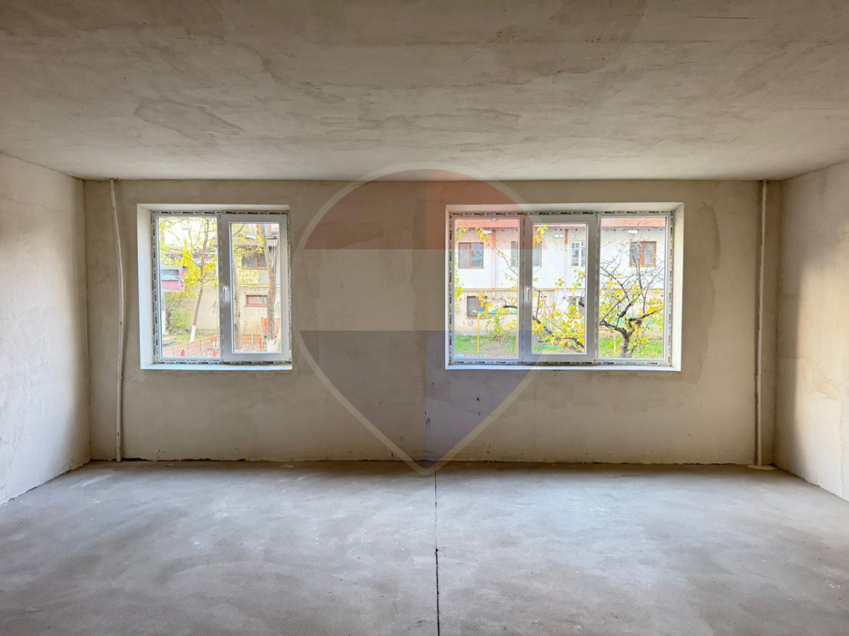 185.000 EUR
