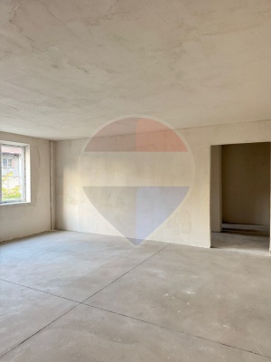 185.000 EUR