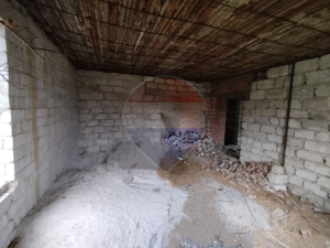 52.000 EUR