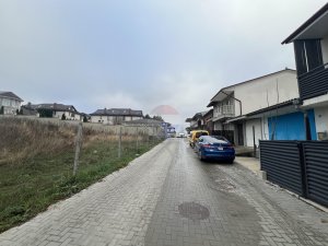 374.000 EUR
