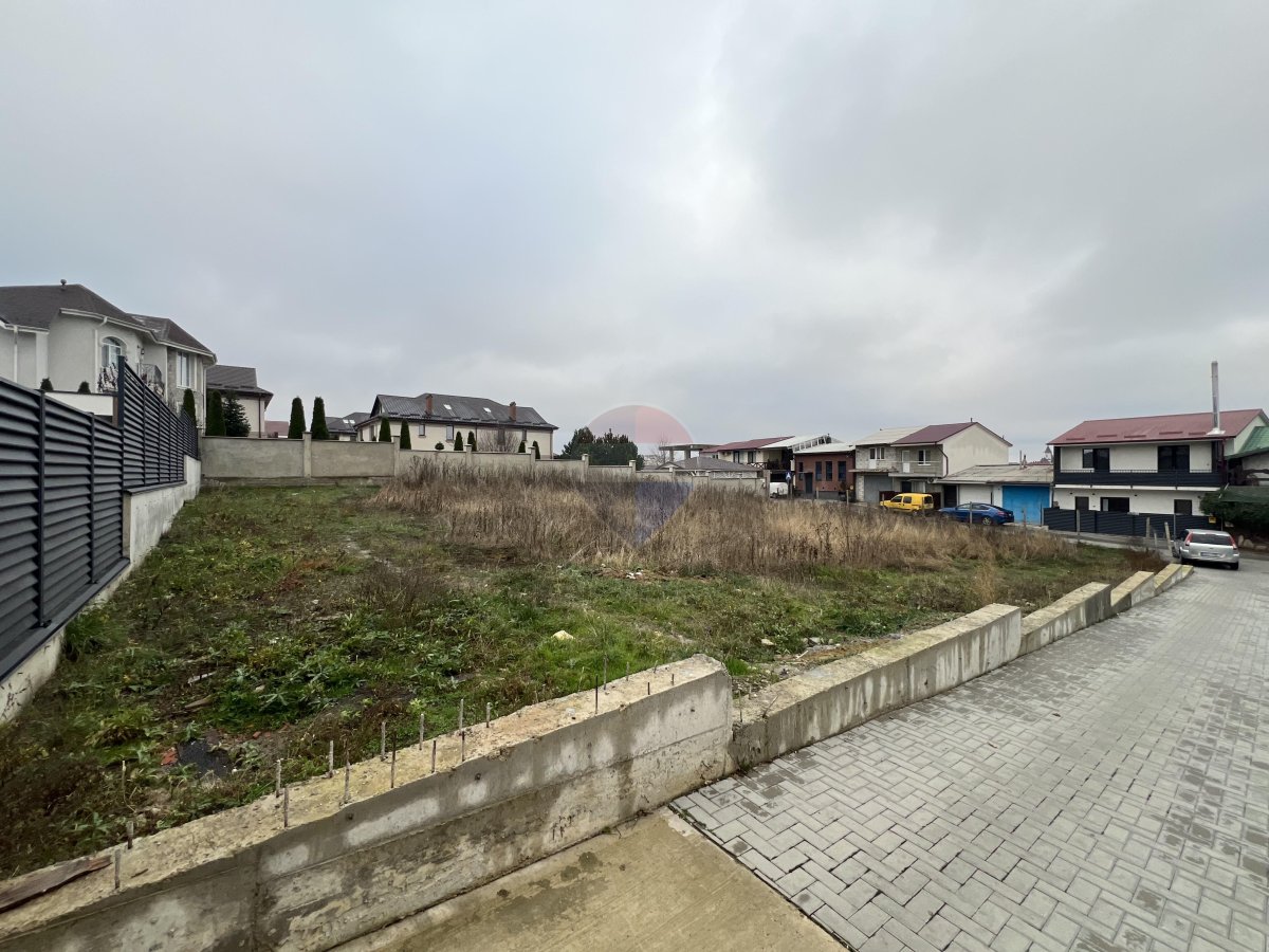 374.000 EUR