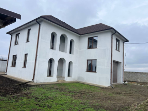 149.000 EUR