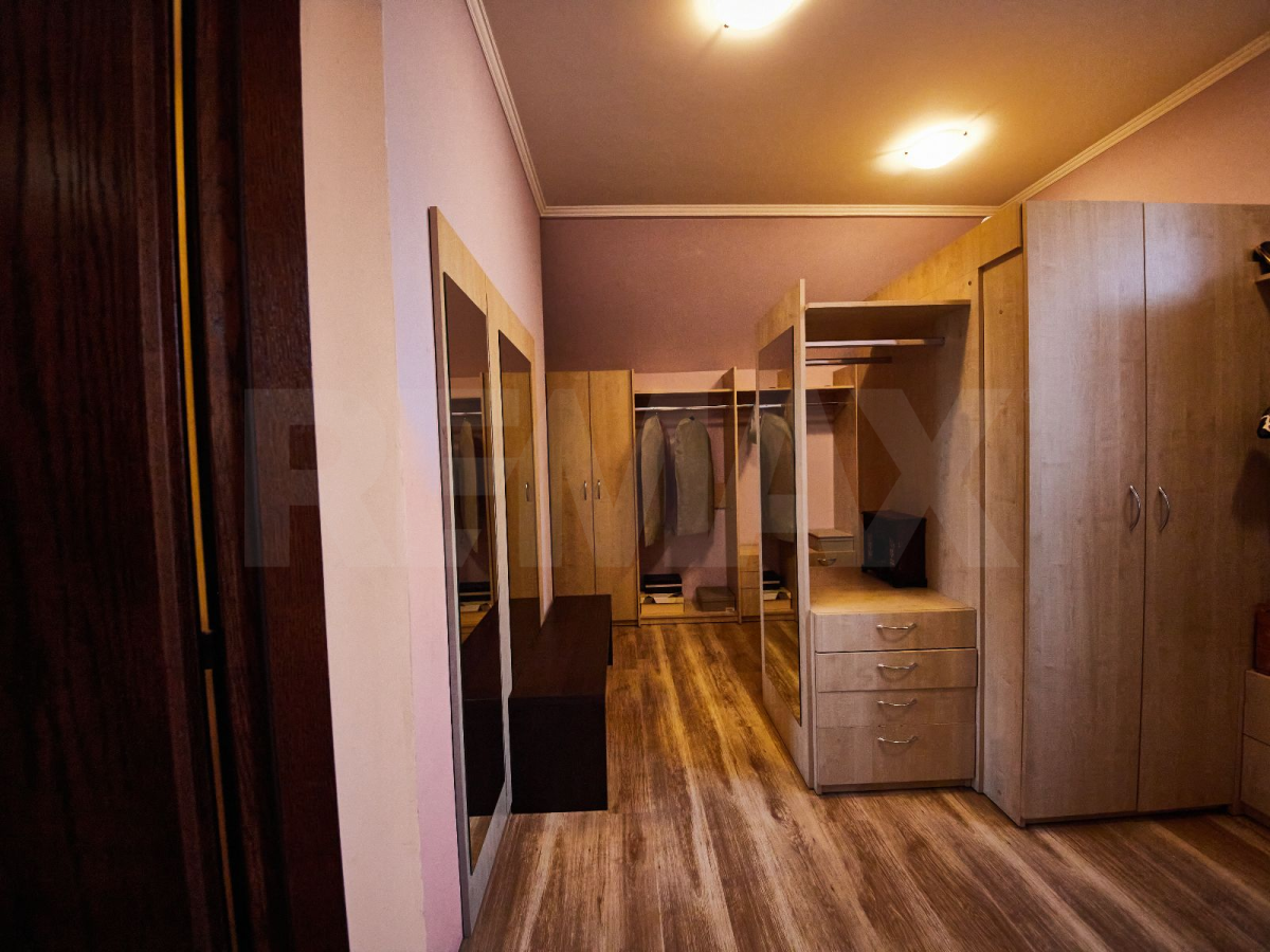 950.000 EUR