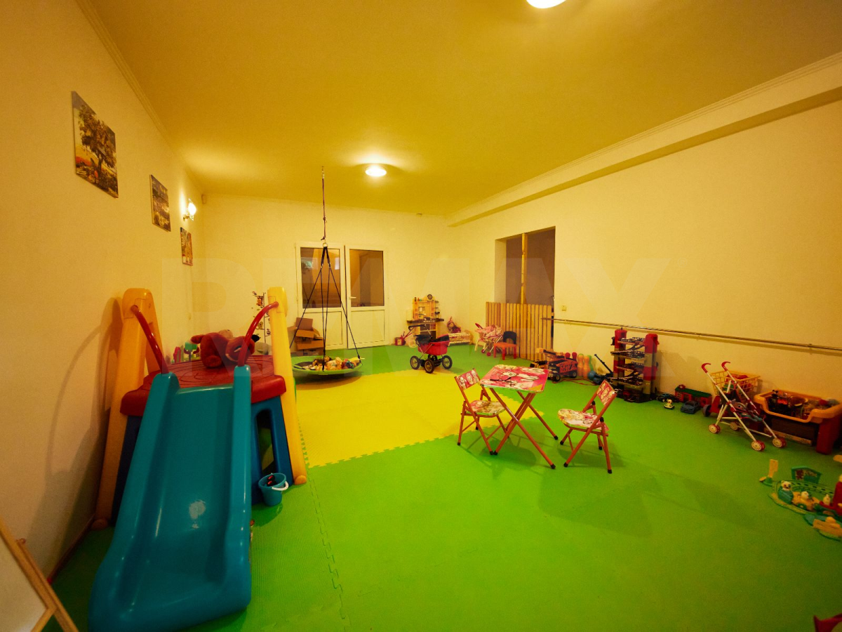 950.000 EUR