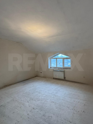 270.000 EUR