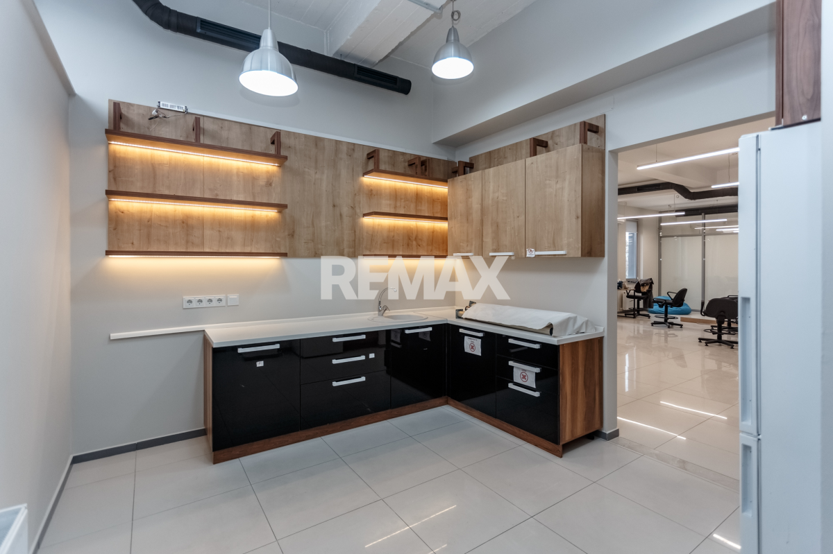 6.500 EUR