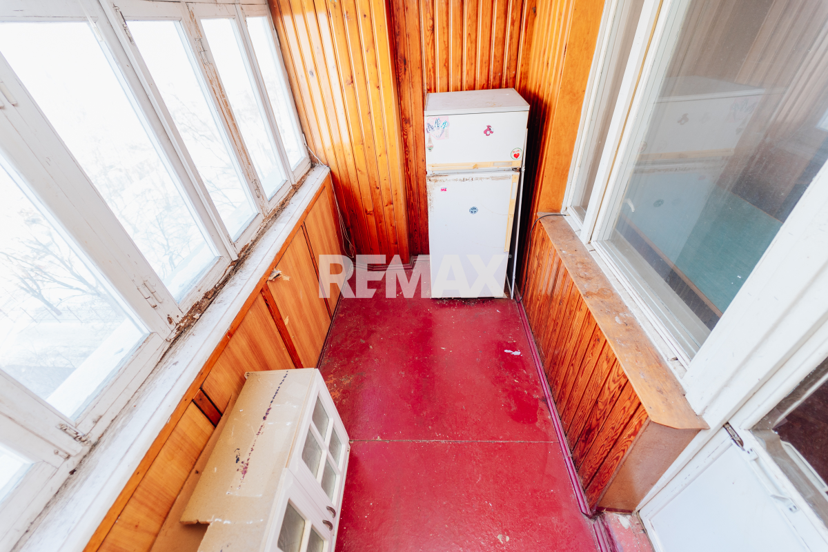 104.000 EUR