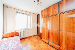 104.000 EUR