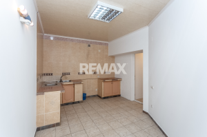 1.100 EUR