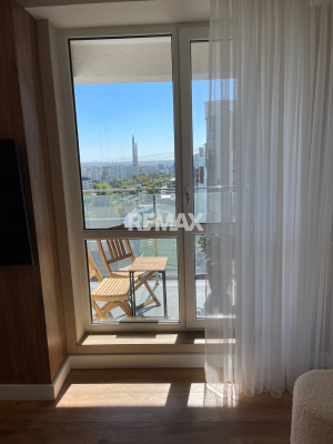210.000 EUR