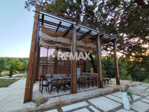 360.000 EUR