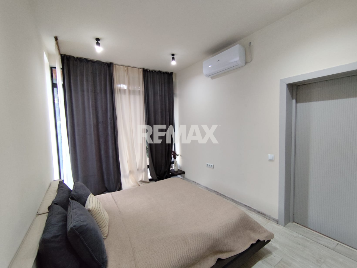 360.000 EUR