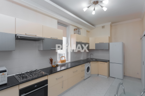 94.000 EUR