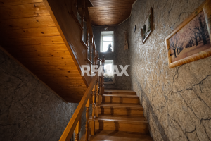 350.000 EUR