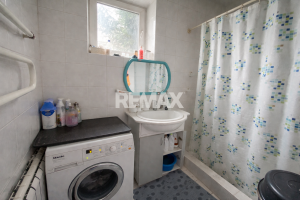 350.000 EUR