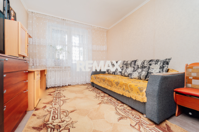 101.900 EUR