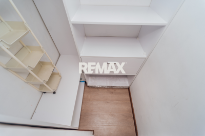 101.900 EUR
