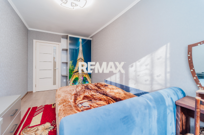 101.900 EUR