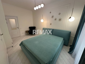 2.000 EUR
