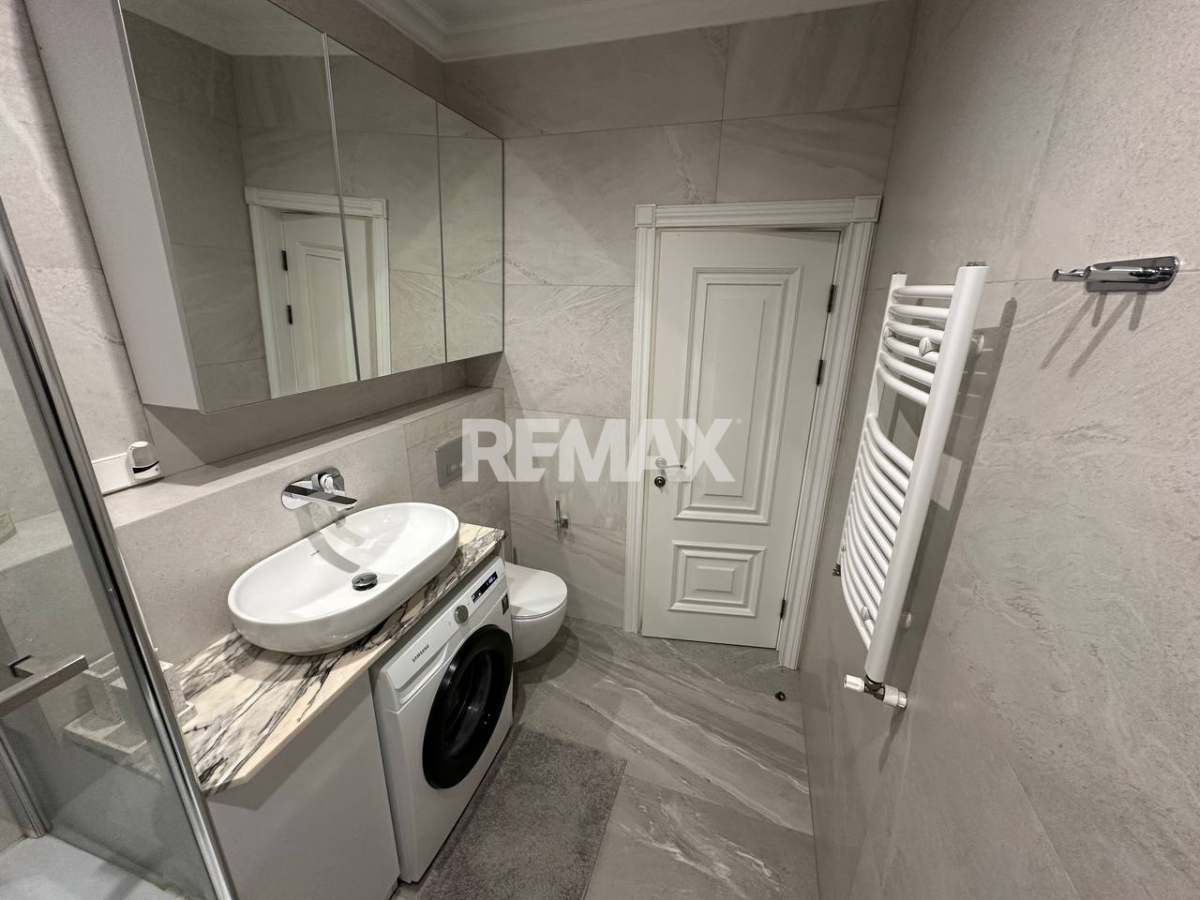 2.000 EUR