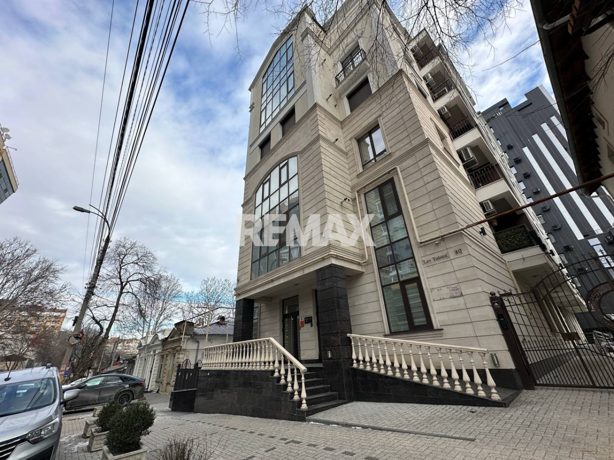 2.000 EUR