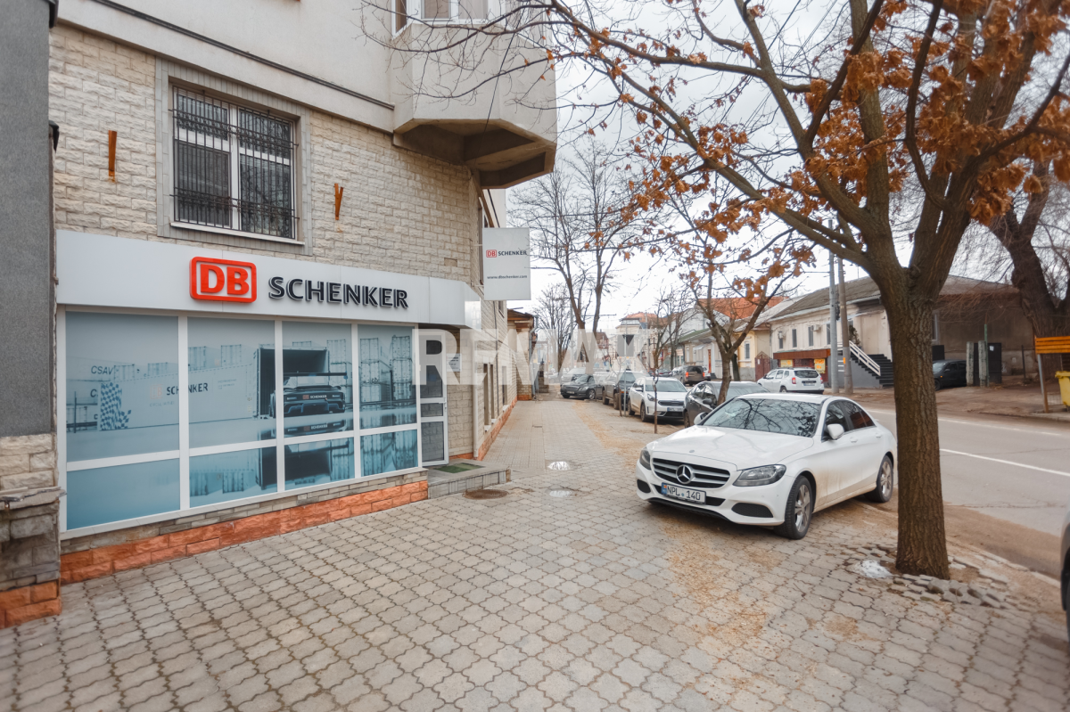 325.000 EUR