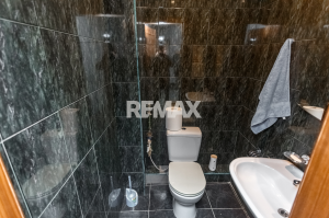 325.000 EUR