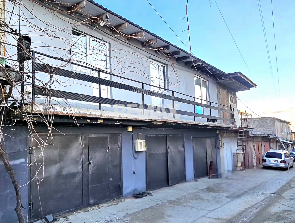 27.000 EUR
