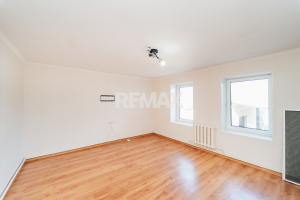 105.000 EUR