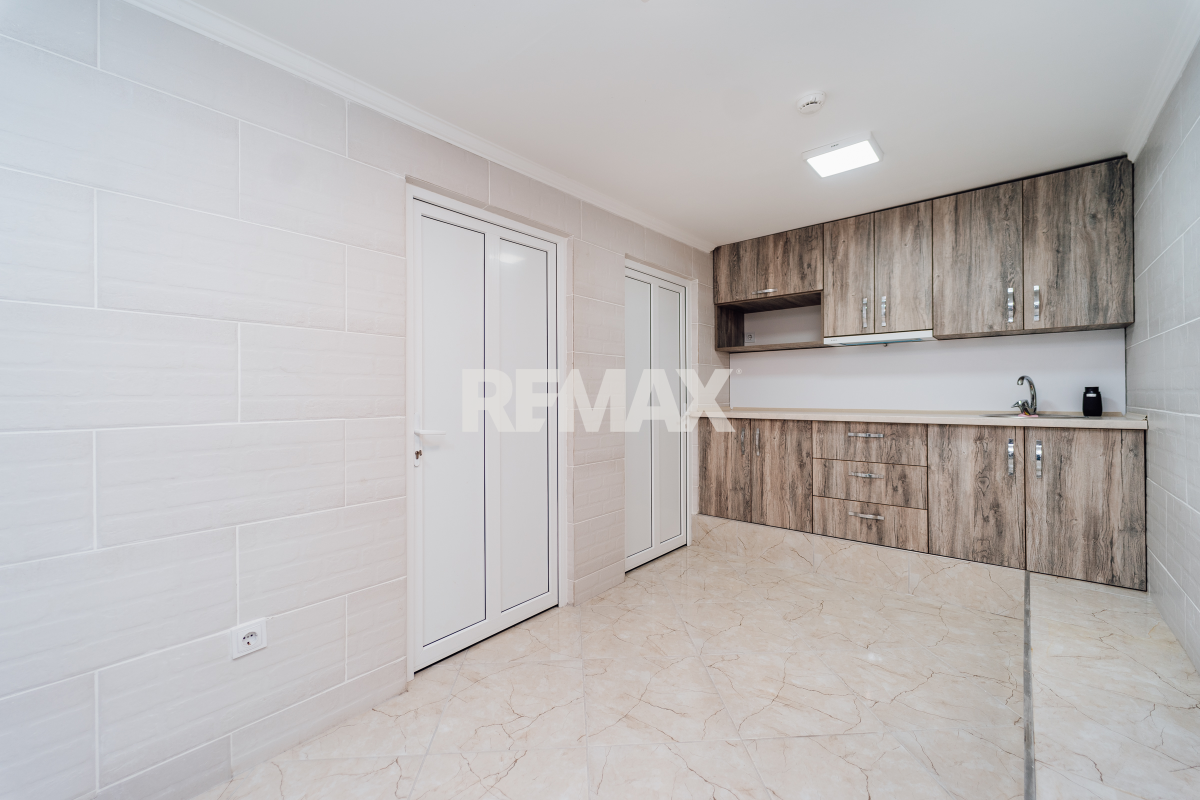145.000 EUR