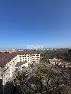 92.800 EUR