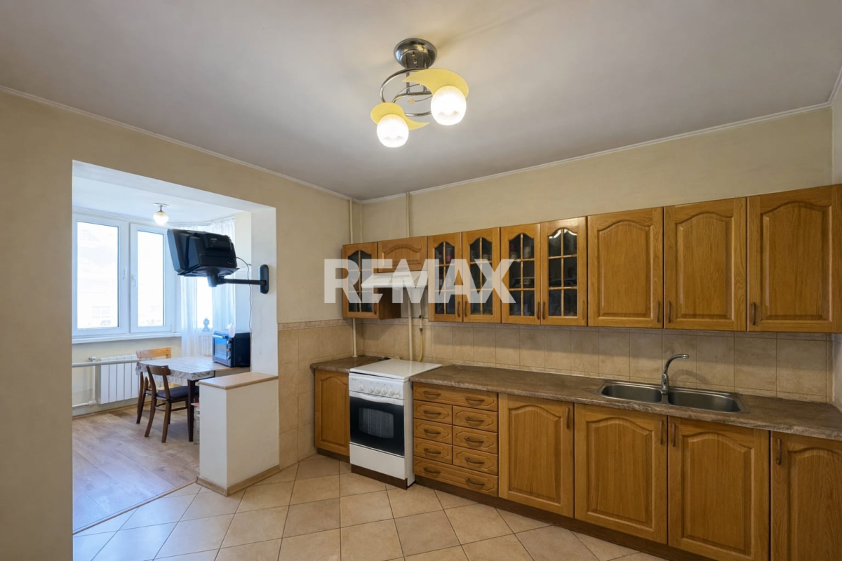 92.800 EUR