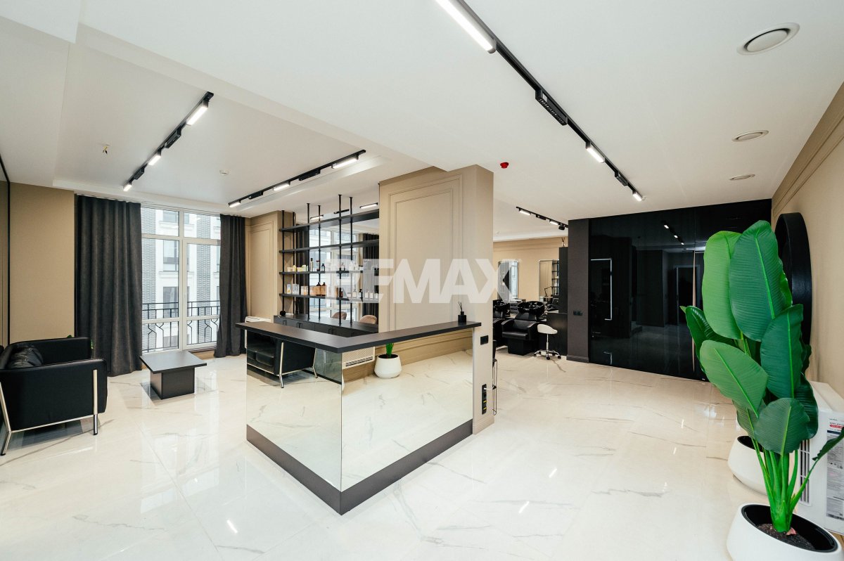 26.900 EUR