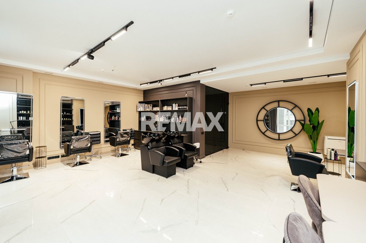 26.900 EUR