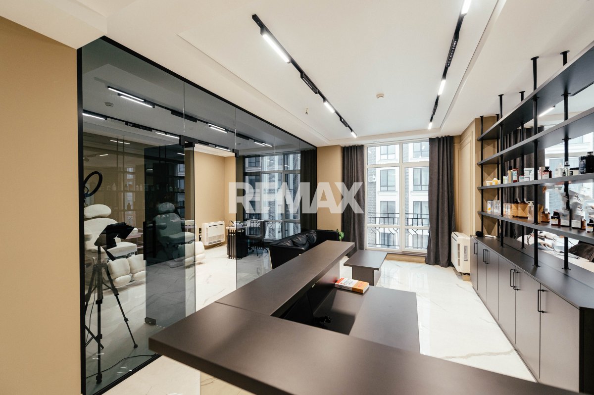 26.900 EUR