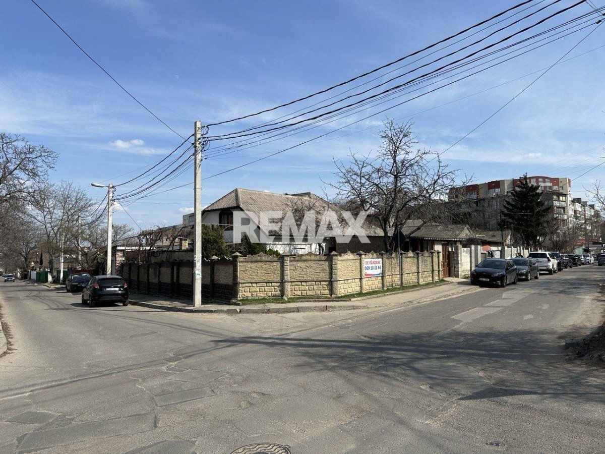 390.000 EUR