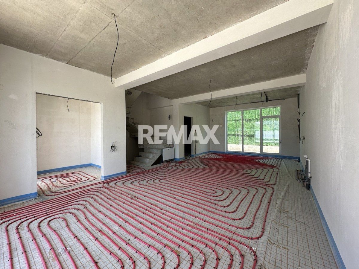 169.000 EUR