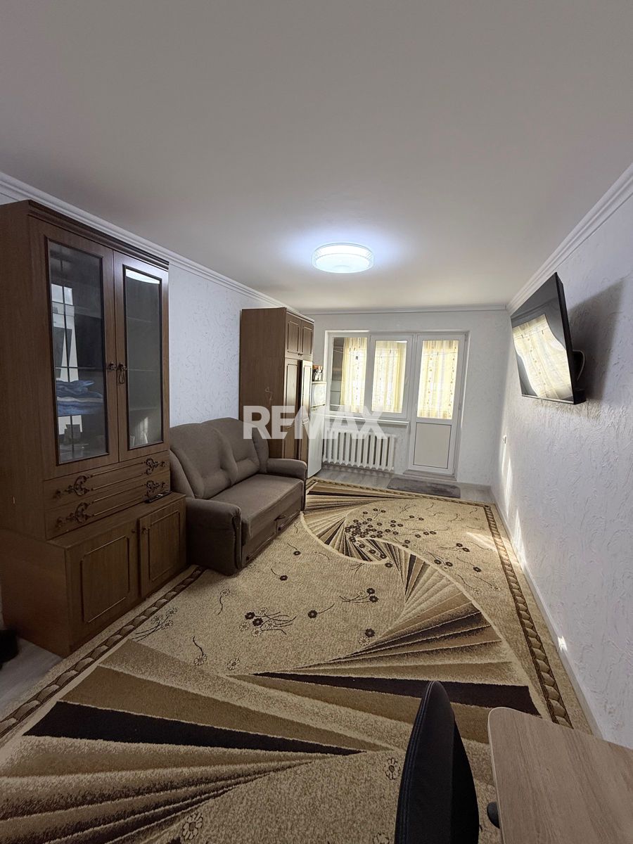 85.900 EUR