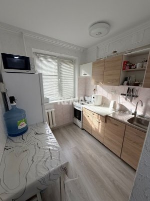 85.900 EUR