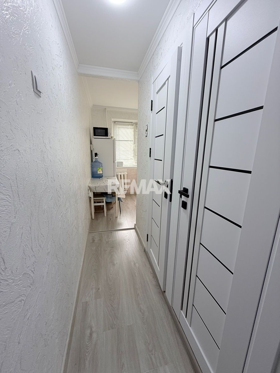 85.900 EUR
