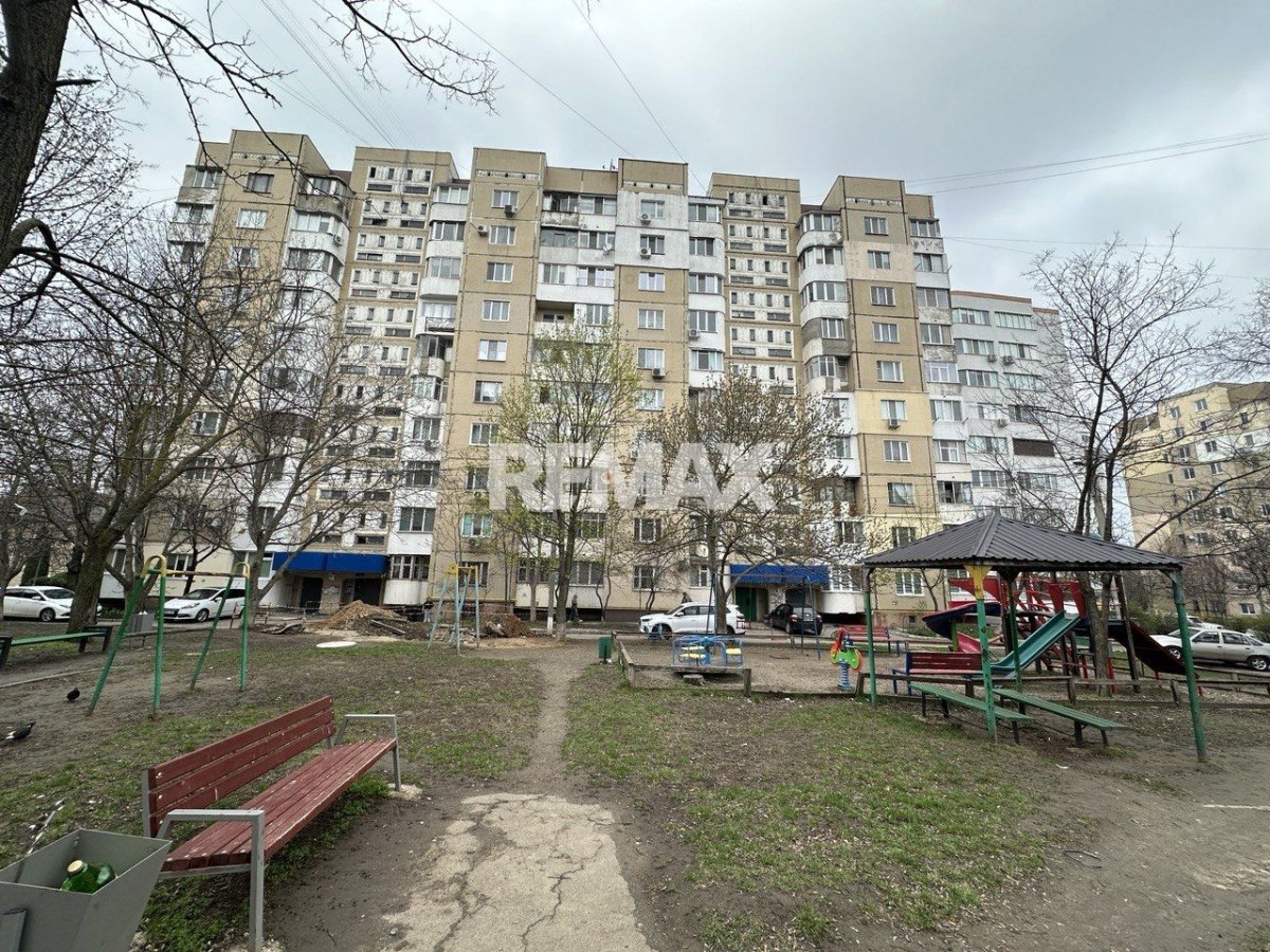 98.000 EUR