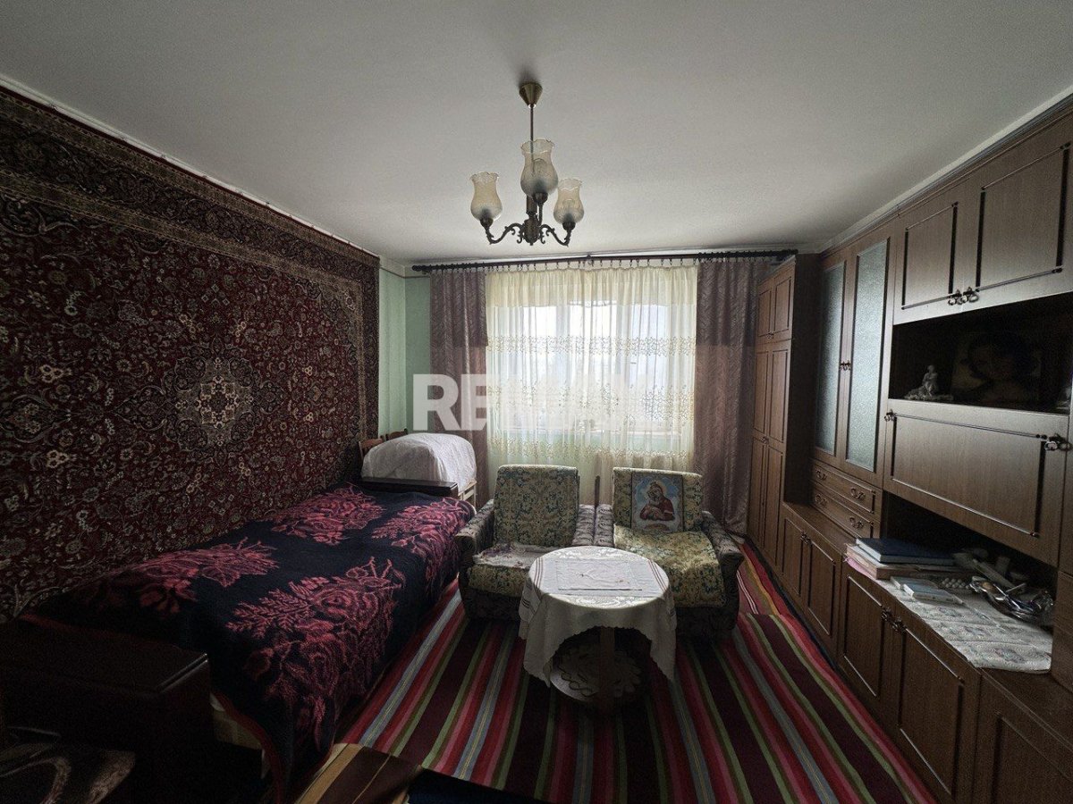 98.000 EUR