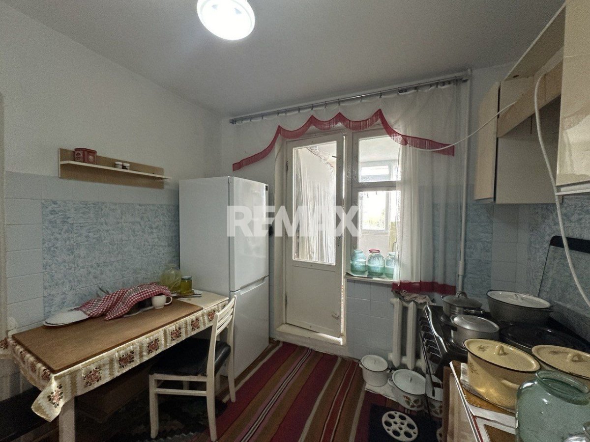 98.000 EUR
