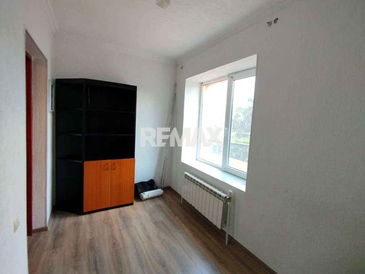 145.000 EUR