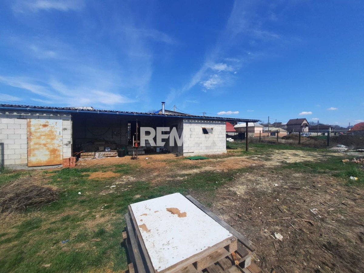 98.000 EUR