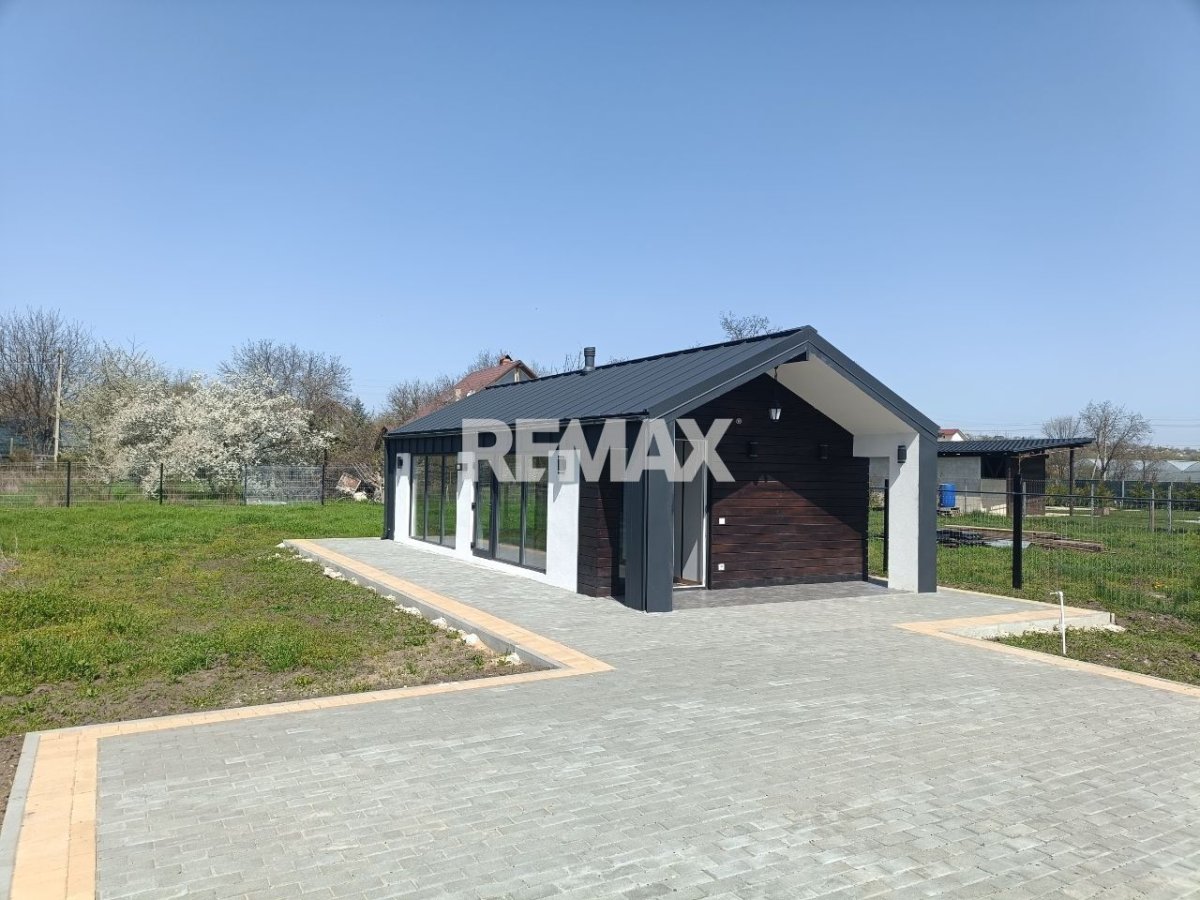 110.000 EUR