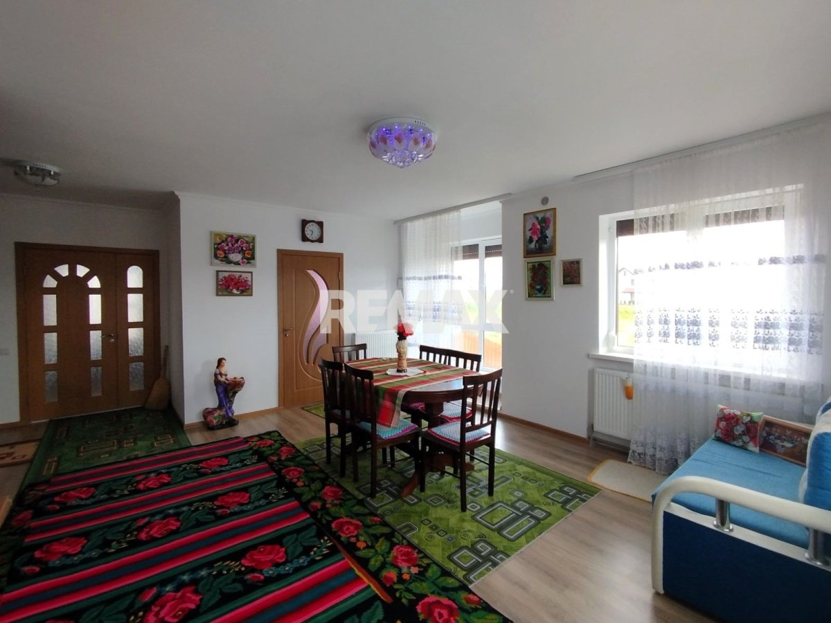 134.900 EUR